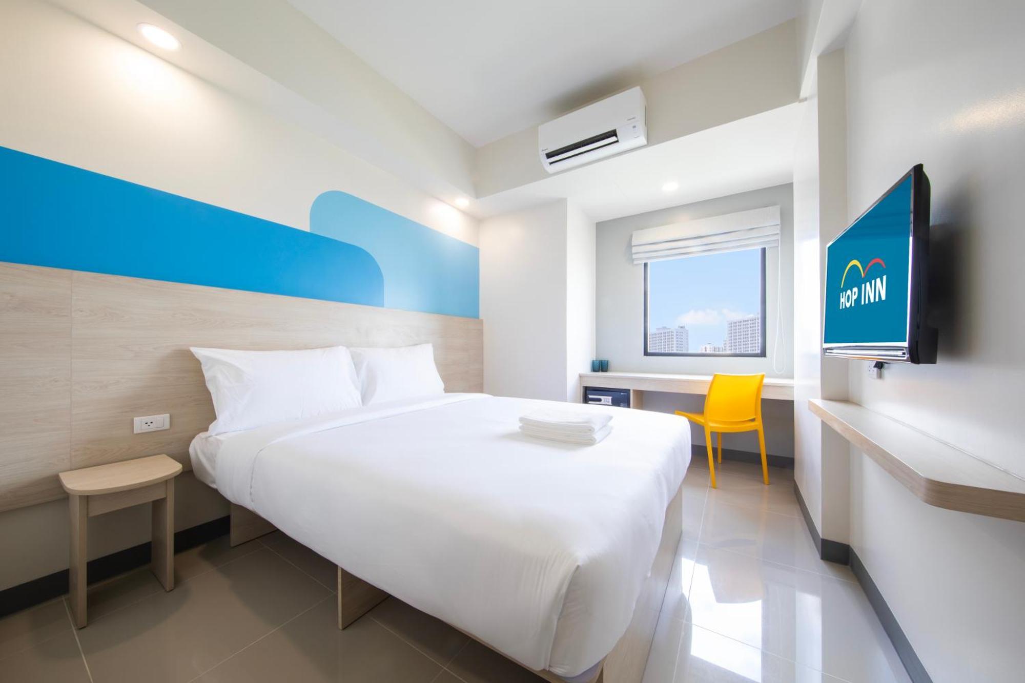 Hop Inn Hotel Iloilo Esterno foto