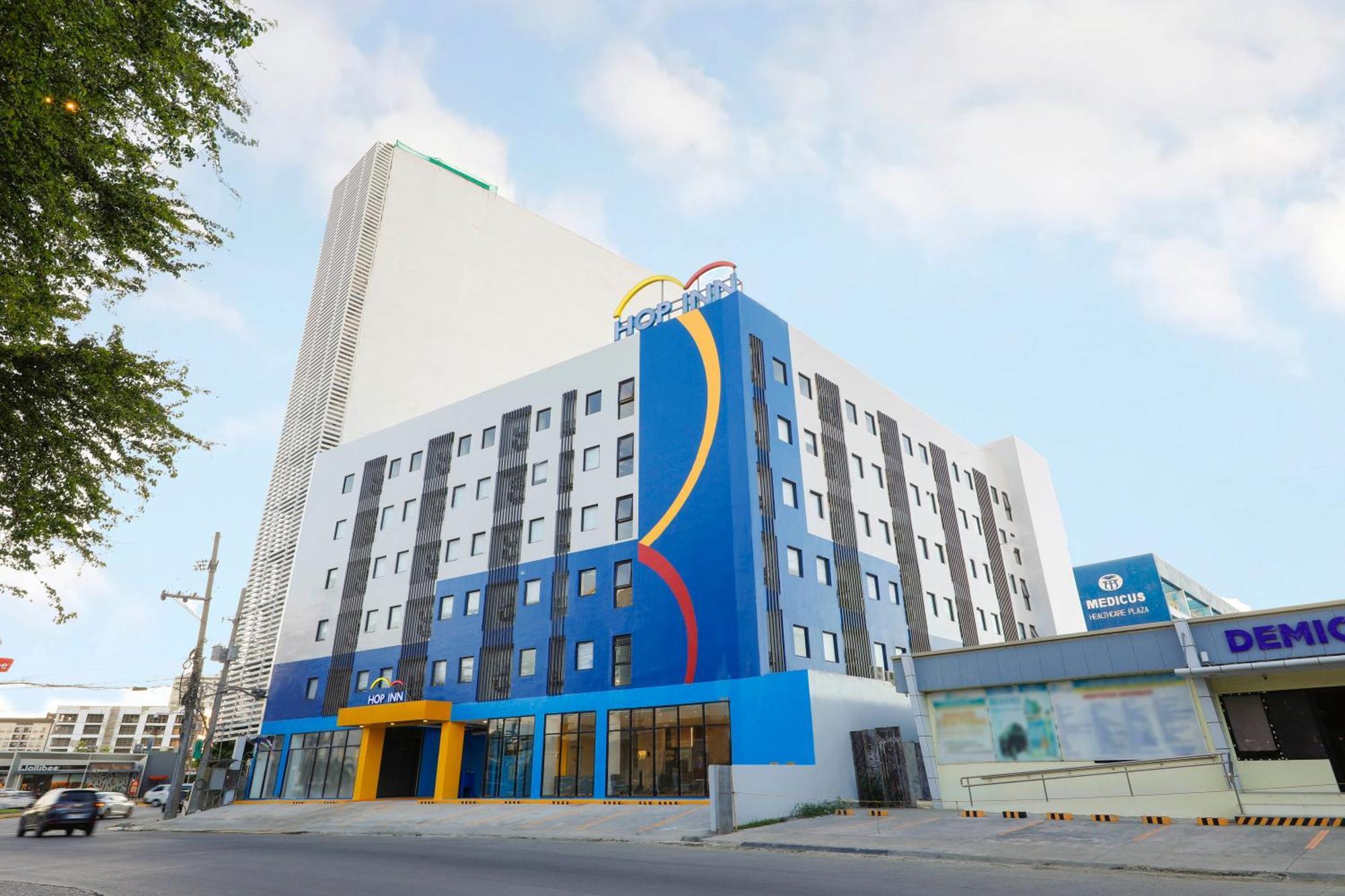 Hop Inn Hotel Iloilo Esterno foto